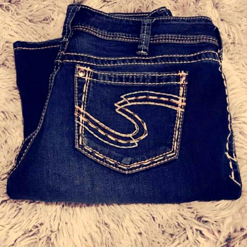 Euc-Women's Silver jeans size 30/32